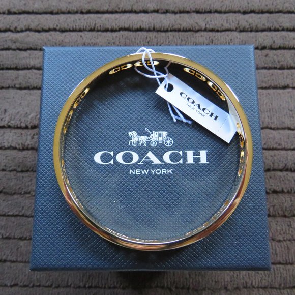 Coach Kissing C Flower Bangle (Gold) - Picture 3 of 5